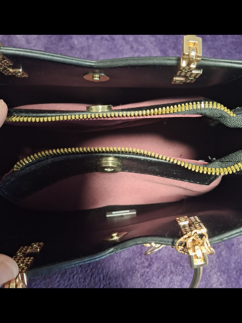 Black Women’s Bag with Stitch Character and Charm - Picture 8 of 9